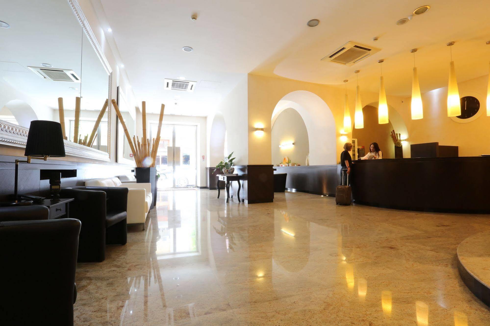 Hotel Europa Foggia Exteriér fotografie